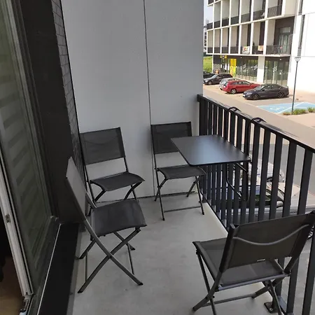 Airport Apartment